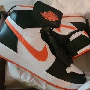 Men's velcro strap Jordan 1's